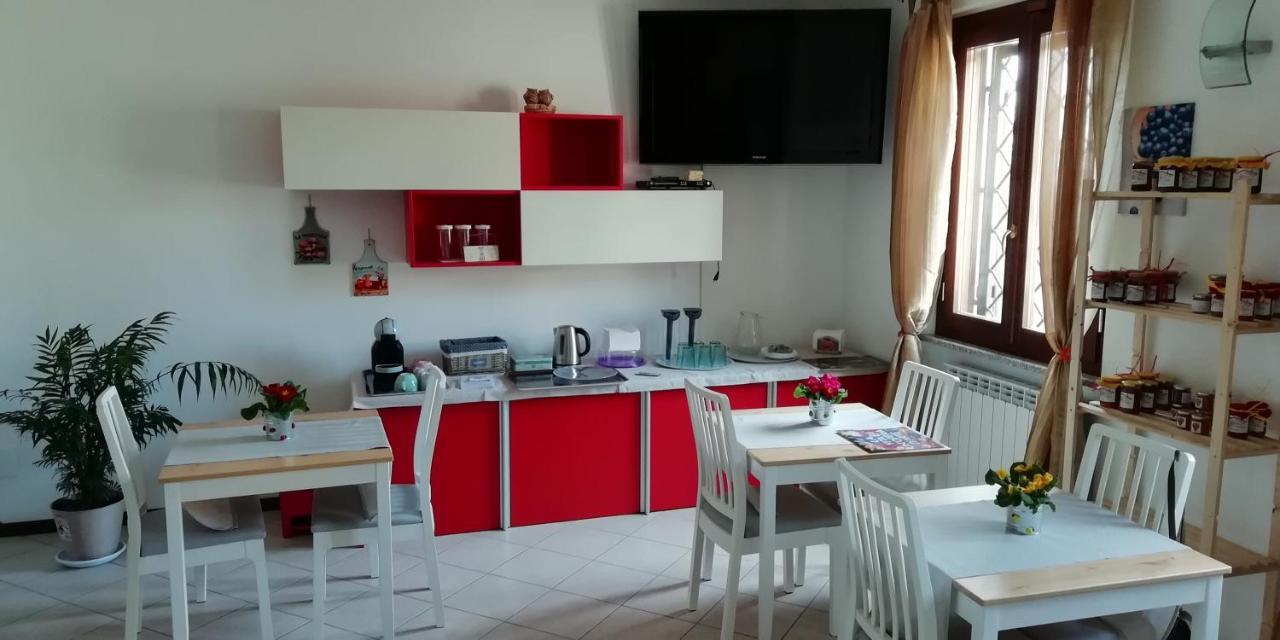 B&B La Casa Dei Frutti Di Bosco Garlasco Pokoj fotografie